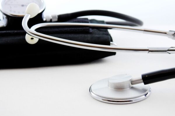 Síntomas y causas de la hernia inguinal